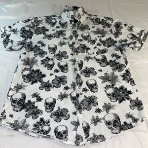 Brave Soul Black and White Skull Floral Shirt